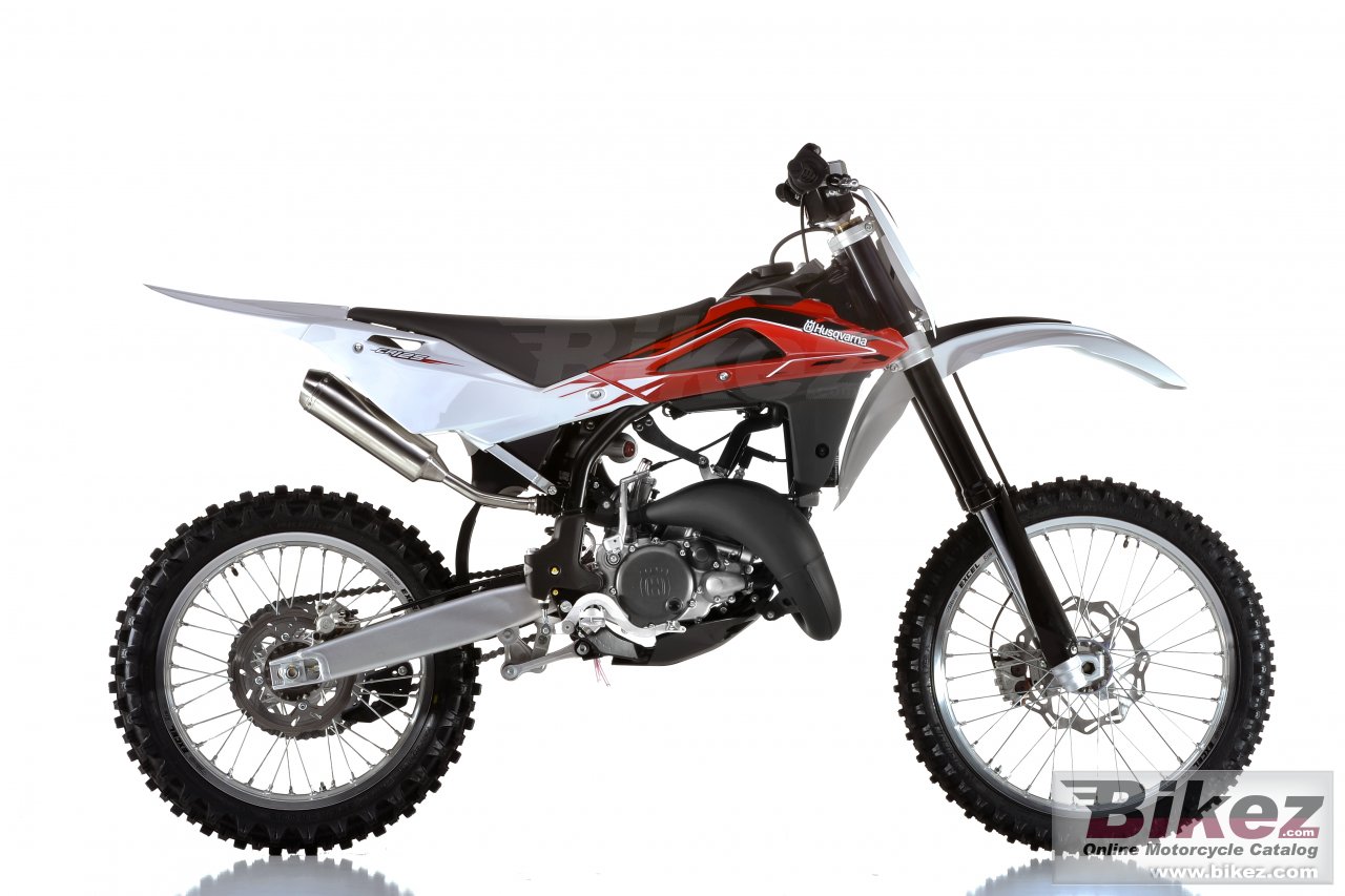 Big Husqvarna cr125 picture and wallpaper from Bikez.com